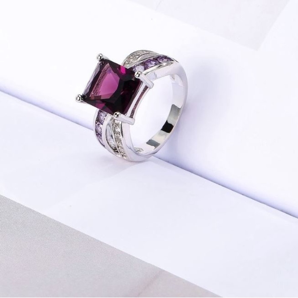 Dark Purple Princess Ring